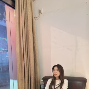 请输入相册名称