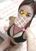 大家好，我是露露，请大家多多照顾~！