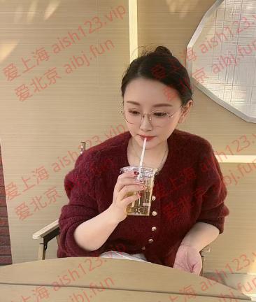 101059mj7zubpy704jxfb7.jpg