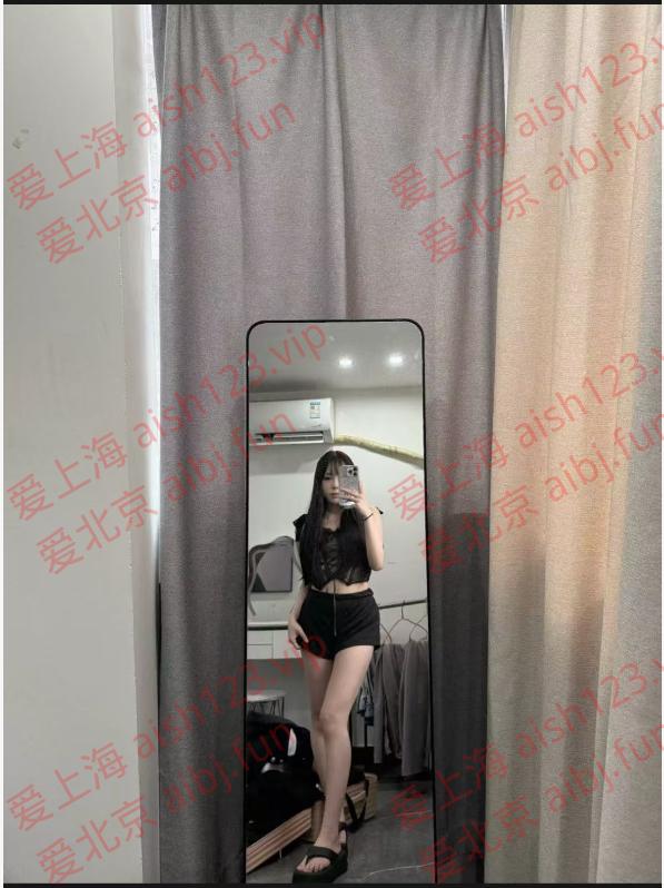 202812p08grnaagxzv404p.jpg