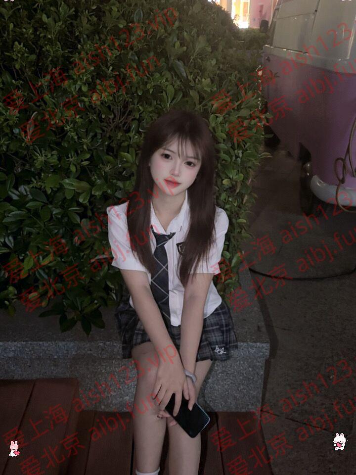 2%U6P(1H7DZF62)2EB1UWL5.jpg